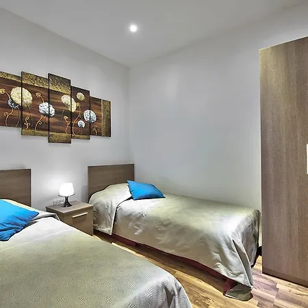 아파트 Exceptional Views Seafront 3 Bedroom 슬리에마